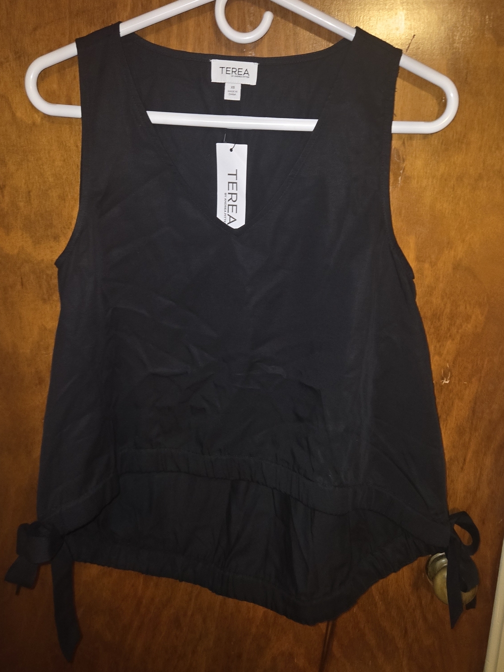 TEREA Black Tie-Hem Sleeveless Tank